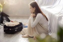 Cay đắng khi phát hiện lý do sau mỗi lần ân ái chồng lại rút ví đưa cho 5 triệu