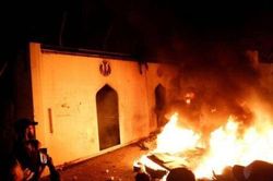 Người biểu tình Iraq quá khích thiêu rụi Lãnh sự quán Iran tại ở Najaf