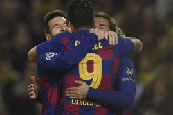 Messi vượt mặt Ronaldo, độc chiếm kỷ lục khủng ở Champions League