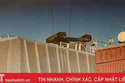 Mỹ giương tên lửa khi Nhà Trắng bị đe dọa