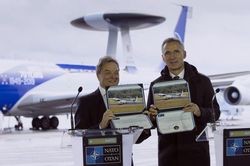 Boeing giành hợp đồng nâng cấp phi đội AWACS của NATO