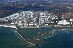 Nhà máy Điện hạt nhân Fukushima nghi rò rỉ nước nhiễm phóng xạ