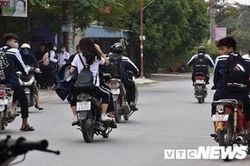 Học sinh nẹt pô, kẹp ba náo loạn đường phố Hải Phòng