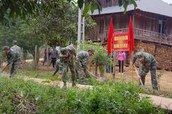 Biên giới mùa khô
