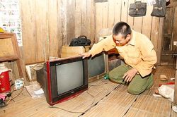 Bản Muổi Nọi mong có điện, nước sinh hoạt