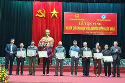 Vinh danh 668 người hiến giác mạc
