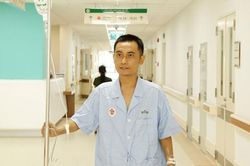 14 tiếng ghép gan cứu người đàn ông chỉ còn sống một ngày