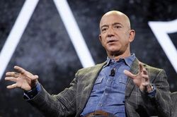 Jeff Bezos, Mark Zuckerberg, Jack Ma đều không lái xe sang