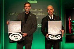 Guardiola và Klopp được vinh danh trong bảng vàng của Hiệp hội HLV nước Anh