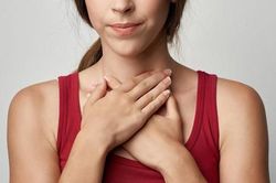 Lý giải hiện tượng khó thở sau khi ăn