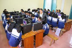 Thi THPT Quốc gia trên máy tính ở Nghệ An: Khó khả thi