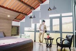 Biệt thự 21 tỷ đồng nằm trên con đường đắt đỏ bậc nhất xứ Huế của nam ca sĩ thích giả gái nhất Vbiz