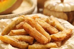 Đừng tưởng mỗi khoai tây, món bí đỏ chiên giòn này cũng cực hấp dẫn cho bé