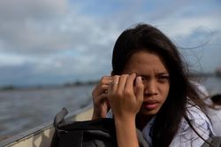 Nước biển dâng đến đâu, dân làng Philippines nâng nhà đến đấy