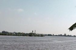 Hải Phòng: Đắm tàu chở gạch, ít nhất một người mất tích