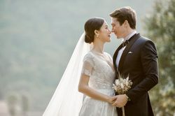 Sao Việt ngày 30/11: Hoàng Oanh nhập viện cấp cứu ngay trước lễ cưới