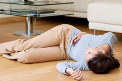 Mất giờ vàng cứu chữa vì tưởng nhầm đột quỵ là trúng gió