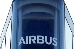 Airbus sa thải 16 nhân viên vì cáo buộc thu thập tài liệu mật