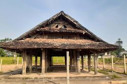 Đình Chợ Rạng - chứng tích cuộc binh biến Đô Lương xuống cấp nghiêm trọng