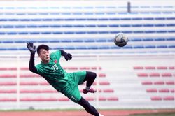Đồng đội ở U22 Việt Nam không trách móc Bùi Tiến Dũng sau sai lầm