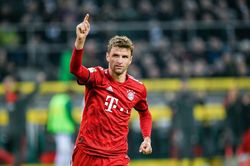 Tiền vệ Thomas Mueller được trao Huân chương của bang Bayern