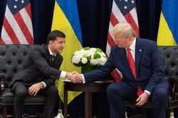 Tổng thống Ukraine tiếp tục phủ nhận thỏa thuận với người đồng cấp Mỹ