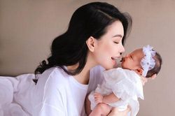 Loạt sao Việt đột nhiên 'mất tích', bí mật sinh con khiến fan té ngửa