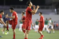 U22 Việt Nam 'bắt nốt bầy sư tử non'