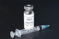 Sắp có vaccine HIV