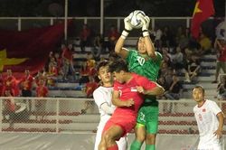 U22 Việt Nam hạ U22 Singapore: Văn Toản lấy trọn niềm tin