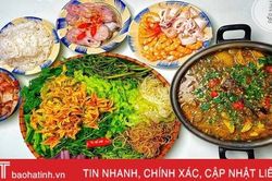 Trời lạnh làm nồi lẩu mắm mát ruột, thơm lừng cả nhà