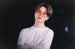 Vượt loạt đối thủ nặng kí, Jimin (BTS) xuất sắc dẫn đầu bình chọn Gương mặt đại diện Kpop 2019