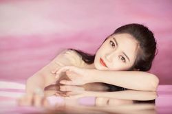 Địch Lệ Nhiệt Ba - Cổ Lực Na Trát cùng loạt mỹ nhân lên đồ chuẩn bị chặt chém nhau tại 'Cosmo Glam Night 2019'
