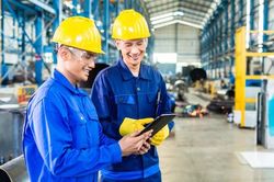 Xin cấp phép một nội dung công việc, doanh nghiệp phải qua 10 đầu mối