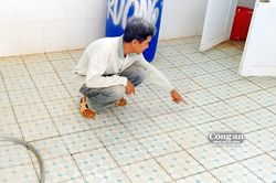 Trường tiền tỷ vừa đưa vào sử dụng đã hư hại
