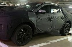 Bán tải Hyundai Santa Cruz rò rỉ ảnh thực tế đầu tiên