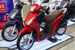 Honda Vision giảm giá sốc chưa từng thấy