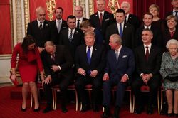 Lãnh đạo NATO túm năm tụm ba 'nói xấu' Tổng thống Trump