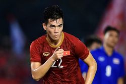 Tiến Linh: 'Câu nói của thầy Park giúp chúng tôi trở lại'