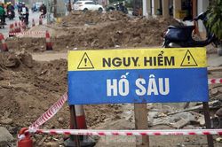 Bẫy 'tử thần' trên tuyến đường nghìn tỷ ở Hà Nội vừa thông xe