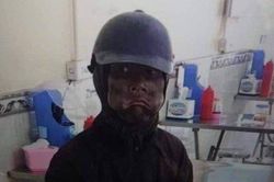 Bất ngờ lý do không thể bắt băng nhóm 'ăn mày mặt đen' cầm đầu gà, xúc xích đi ăn xin