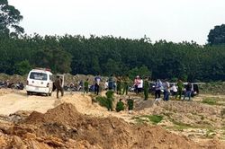 Thi thể bị cháy đen tại bãi đất trống ở Bình Dương là nam giới, không phát hiện dấu vết tác động ngoại lực