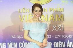 Nhã Phương hóa nàng công chúa Lọ Lem đẹp quên lối về 'độc bước' trên thảm đỏ sự kiện