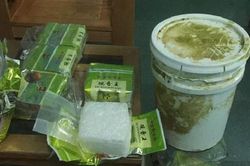 Tiết lộ mới nhất về 7 gói in chữ Trung Quốc dạt vào bờ biển Quảng Trị