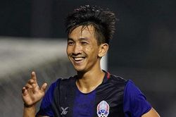 Ông Park: 'Tiền đạo gốc Việt Keo Sokpheng là chủ bài của U22 Campuchia'