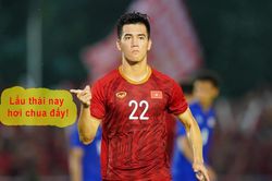Đăng ảnh ăn mừng sau trận đấu với U22 Thái Lan, Tiến Linh được đồng đội chung vui nhưng không quên 'troll nhẹ'
