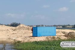 Lợi dụng dự án để khai thác cát trái phép?