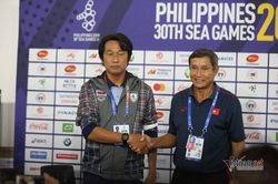 HLV Mai Đức Chung: 'Việt Nam tập đá luân lưu quyết đấu Thái Lan'