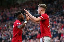 Mổ băng chiến thuật… trước trận derby Manchester