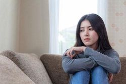 Biết vợ chồng tôi đang thiếu tiền mua nhà, mẹ chồng mang đến cho 3 cây vàng, nhưng mục đích kèm theo đó thì thật khó có thể tin